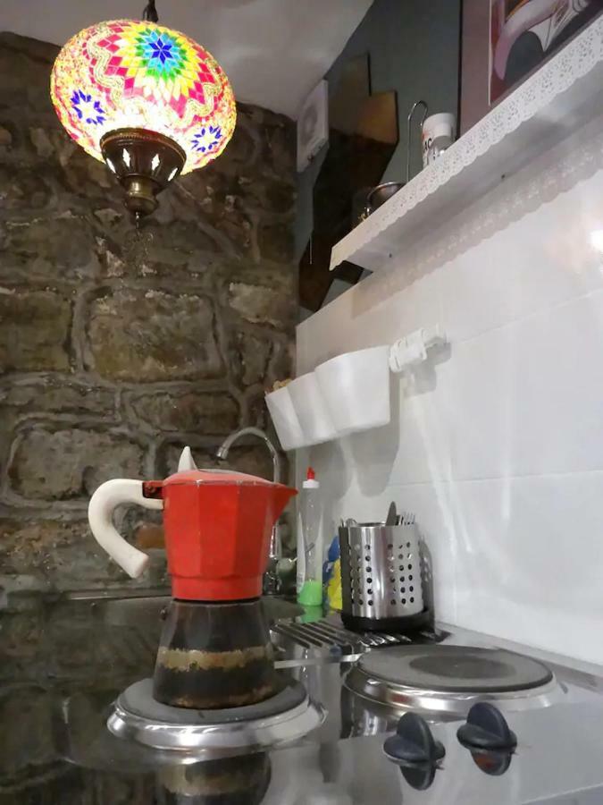 Sofia Center Cave Apartment ภายนอก รูปภาพ
