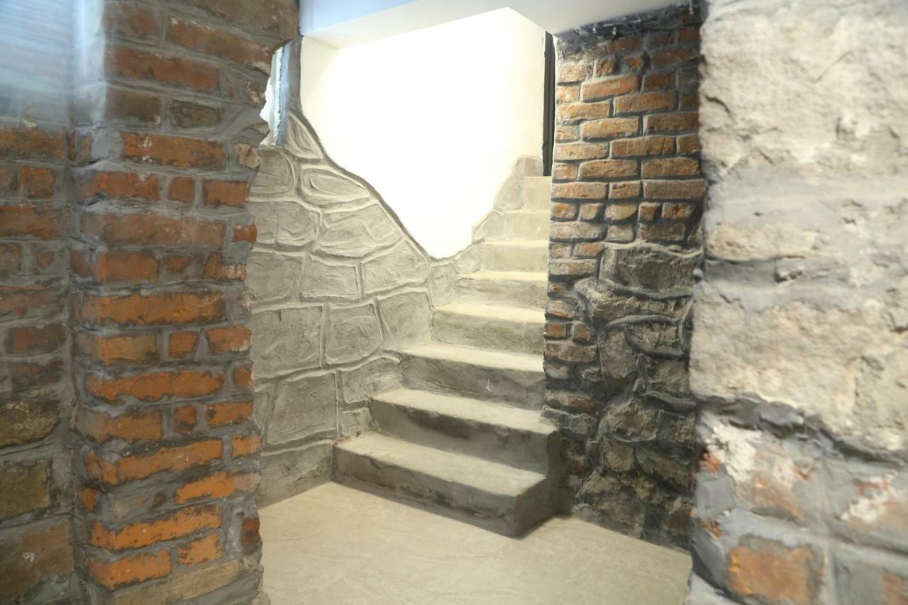 Sofia Center Cave Apartment ภายนอก รูปภาพ